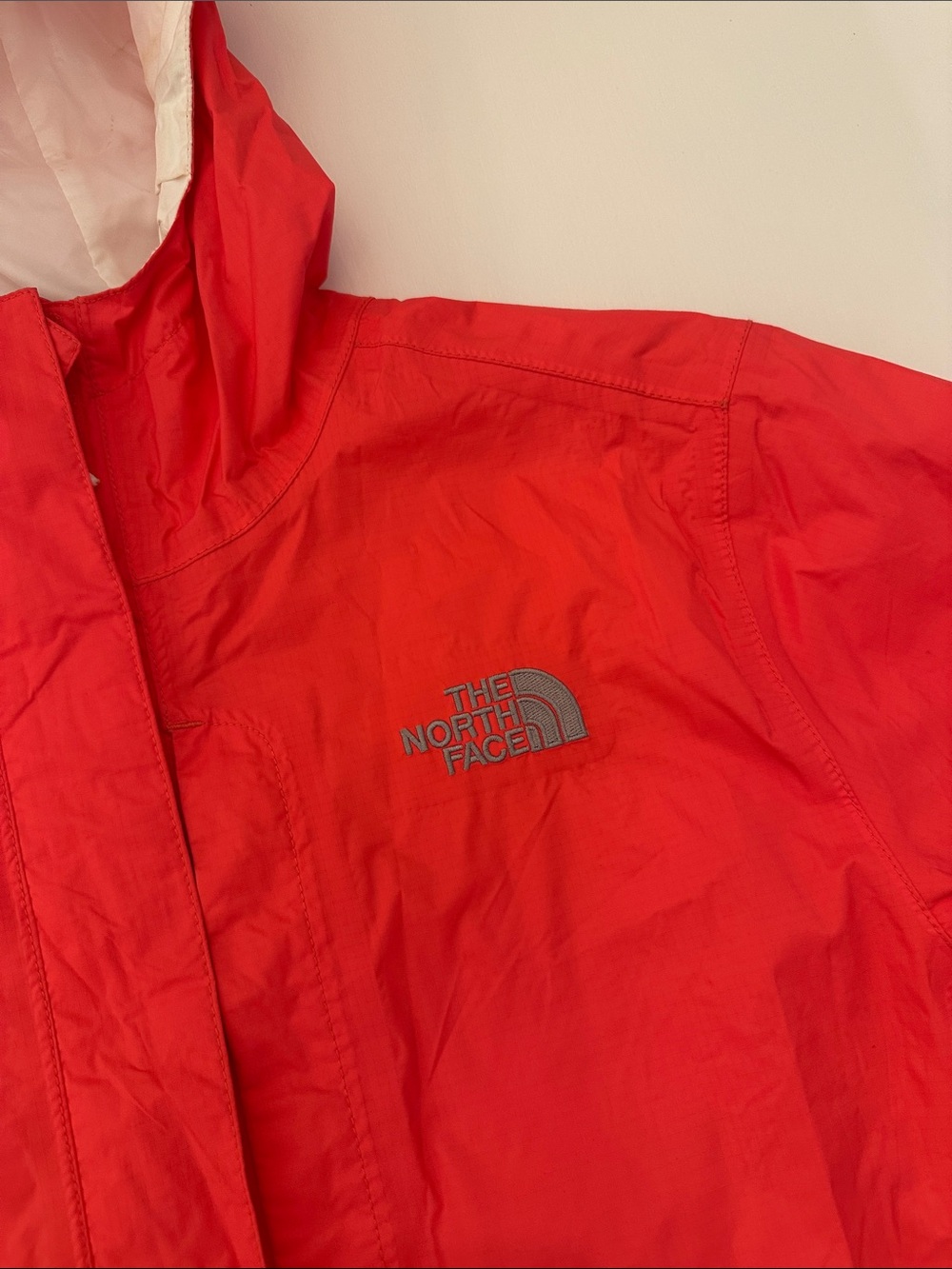 The North Face Women’s Coral Hooded Rain Jacket with White Accents - Picture 2 of 8